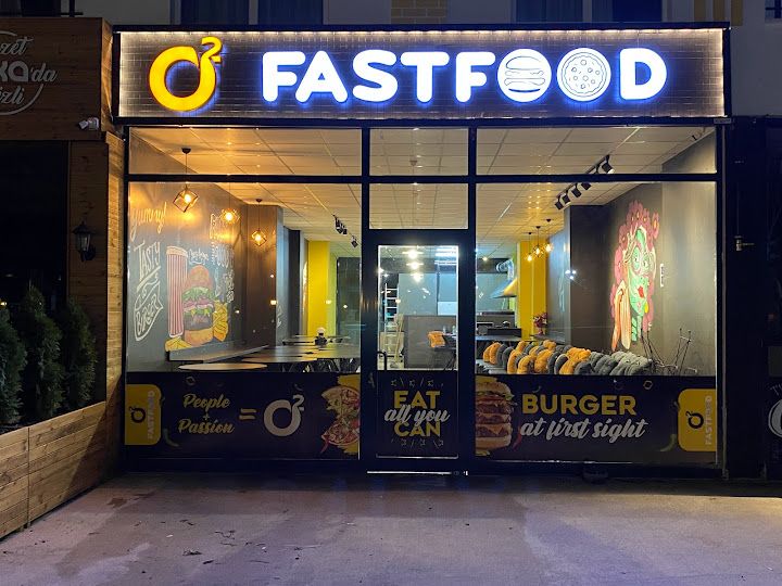 O2 Fast Food