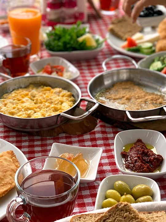 Ömral Usta İnişdibi Canlı Alabalık Tesisi