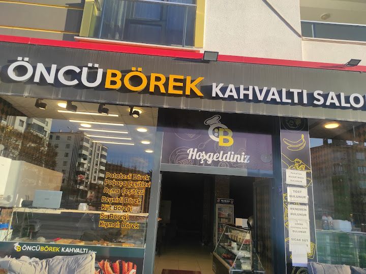 Öncü börek ve kahvaltı