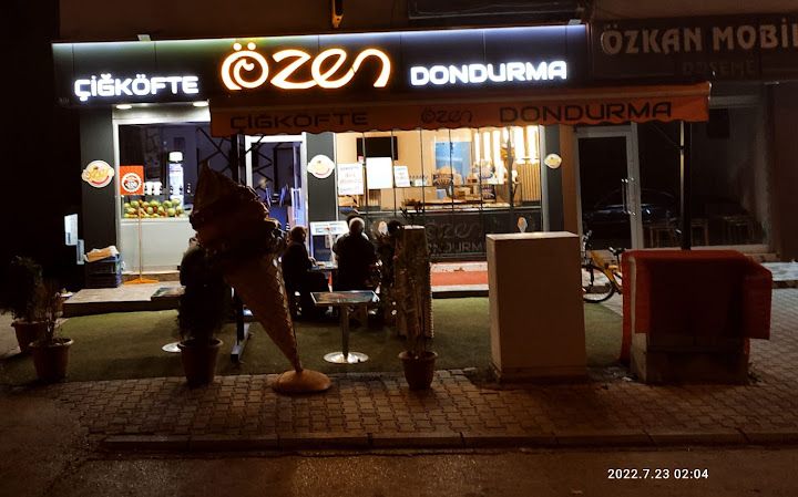 Özen Dondurma: Niğde Dondurmacısı