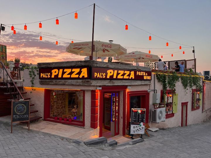 Pal's Pizza Restaurant