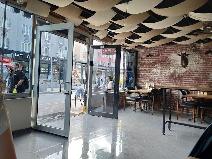 Rich & Risk Burger