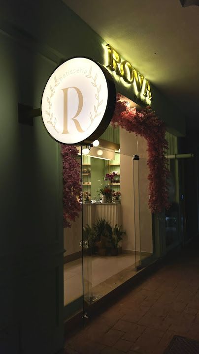 Rova Patisserie