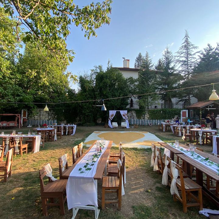 Saatciler Konağı