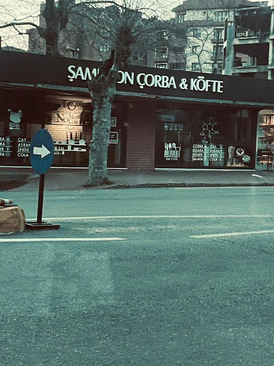 Şampiyon Köfte Çorba