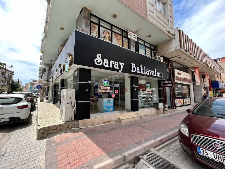 Saray Baklavaları Dondurma Yaş Pasta ve Kuru pasta Çeşitleri