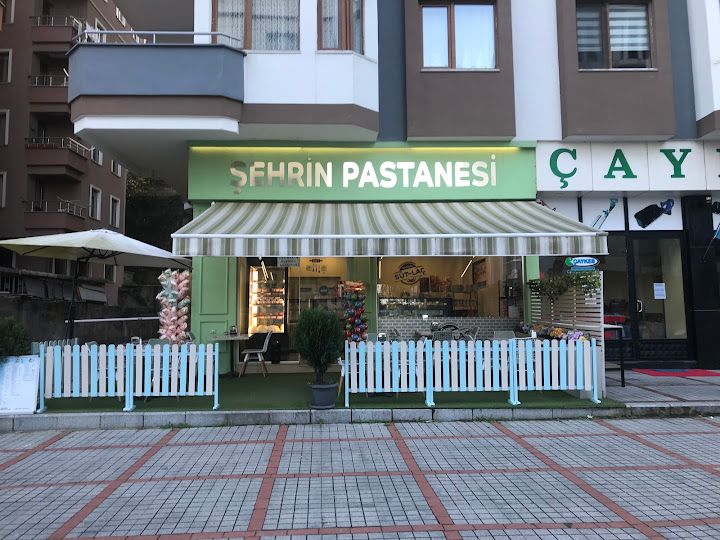 Şehri̇n Pastanesi̇