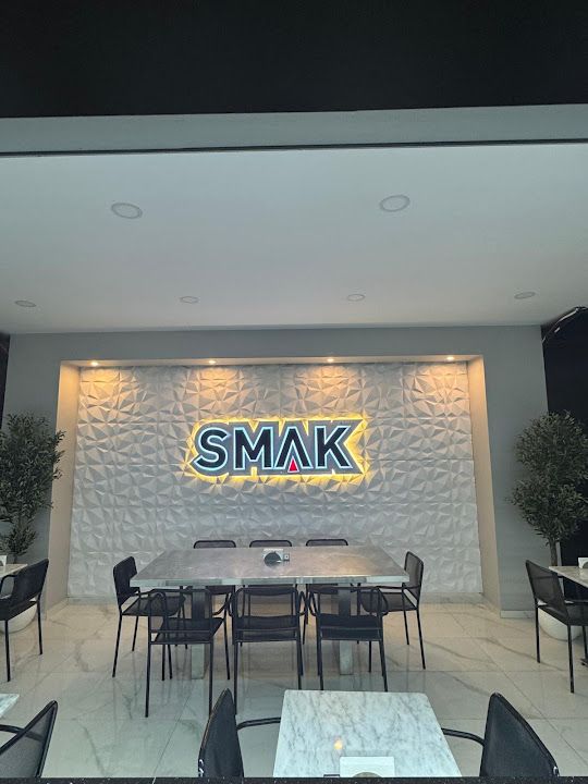 Smak Burger Pizza