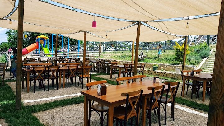 Tabi-at Çiftliği