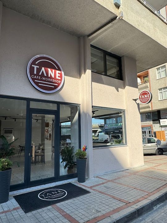 Tane Cafe & Workshop