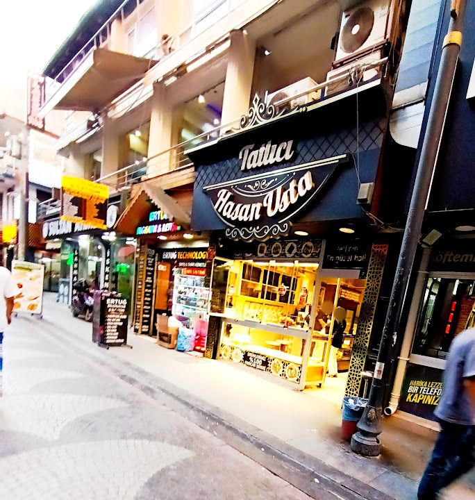 Tatlıcı Hasan Usta
