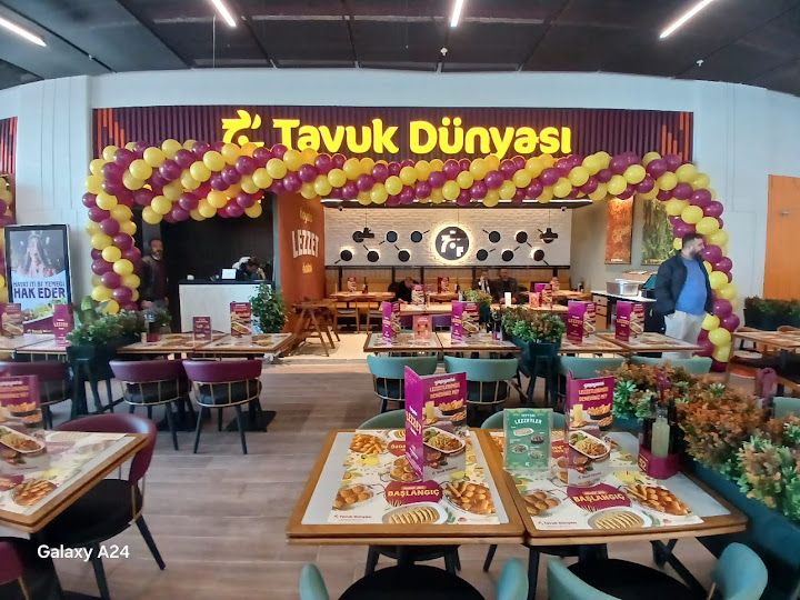 Tavuk Dünyası Meydan 24 Avm