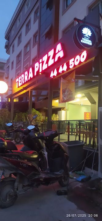 Terra Pizza - Merkez Raufbey Şubesi