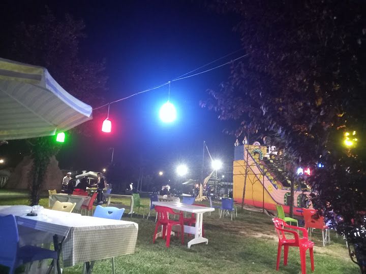 Tosbik Cafe