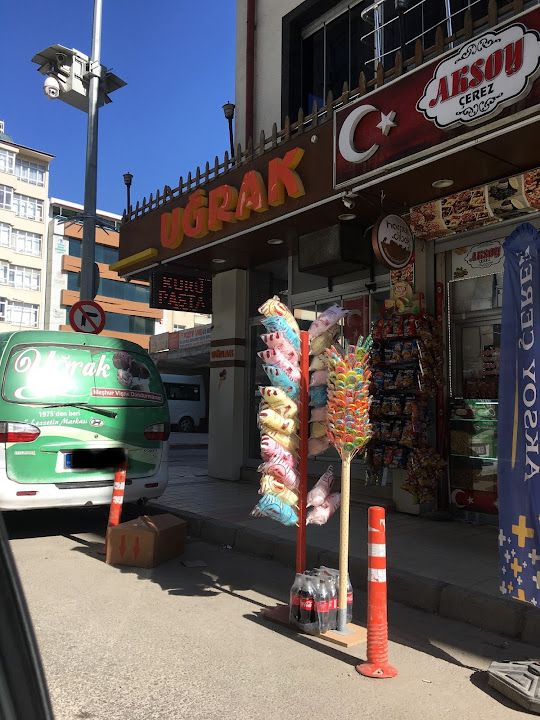 Uğrak Pastanesi