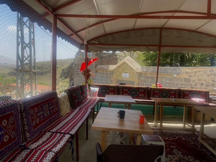 Yeşilburç Gözleme Evi- Çarli'nin Yeri