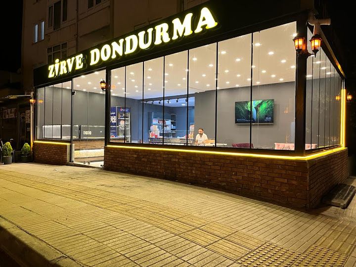 Zirve Dondurma & Cafe