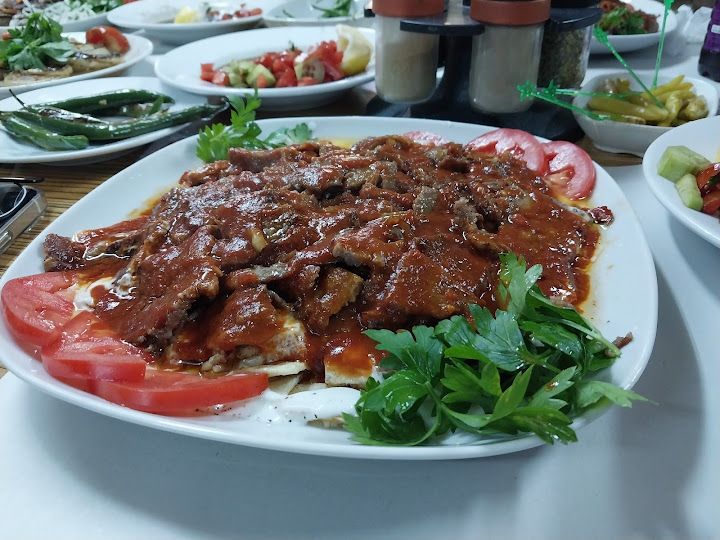 Şirin Köşe İzgara Ve Döner Salonu
