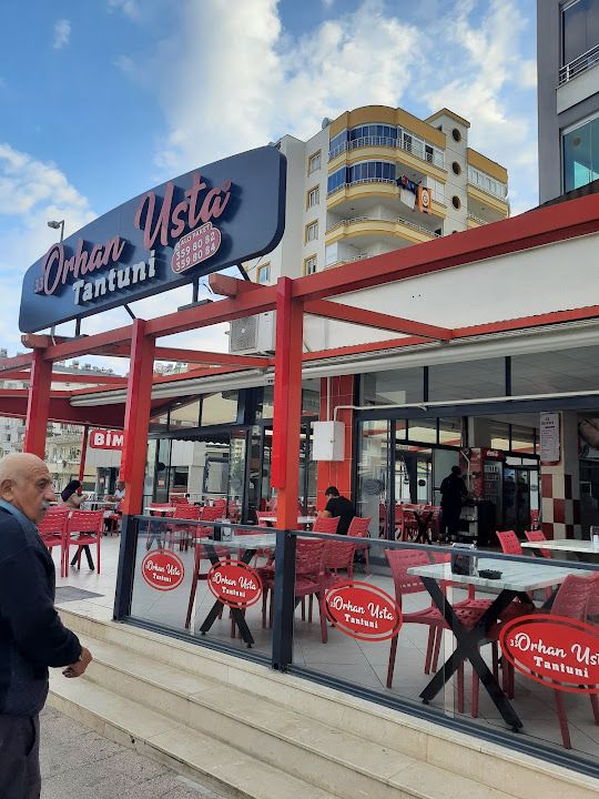 33 Orhan usta tantuni