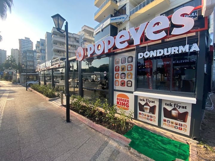 Burger King & Popeyes