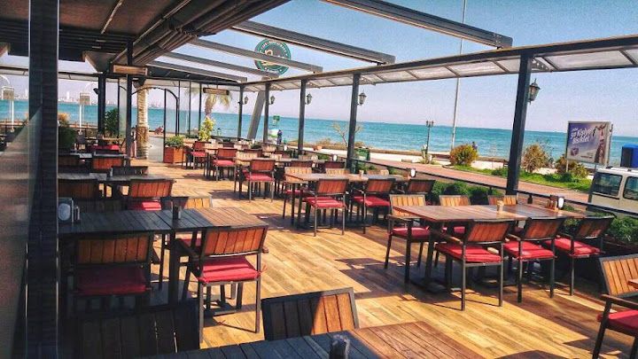 Pesto Restaurant And Cafe
