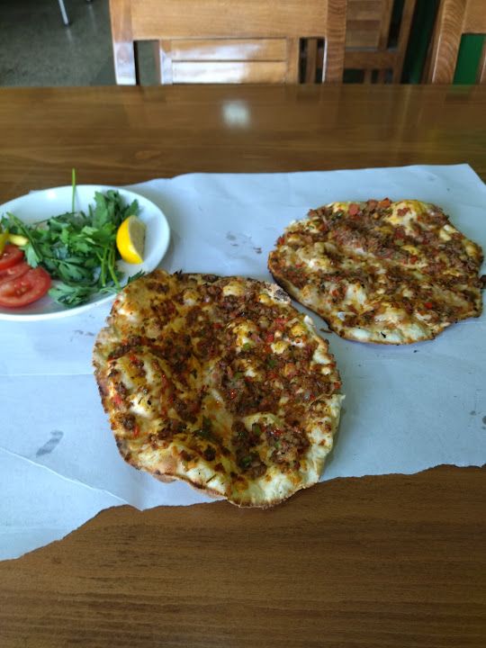 Tatlı Seyran Lahmacun Salonu