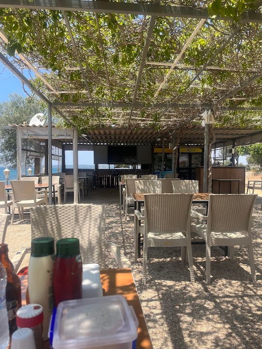 Alis Bar