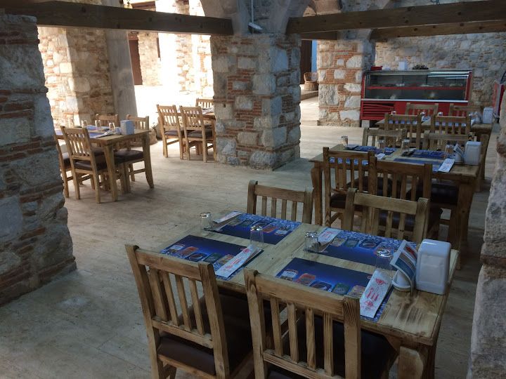 Çöllüoğlu Hanı Kafeterya Restaurant