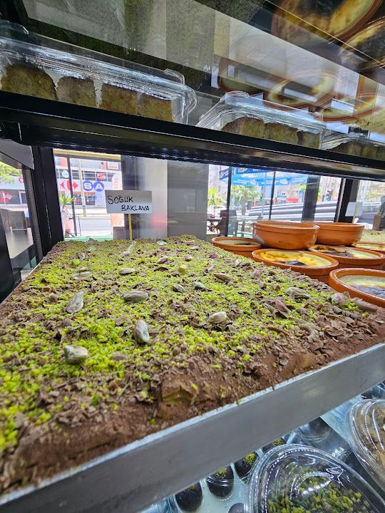 Dört Mevsim Börek Cafe-Kahvaltı-Unlu Mamuller