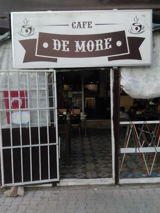 Cafe De More