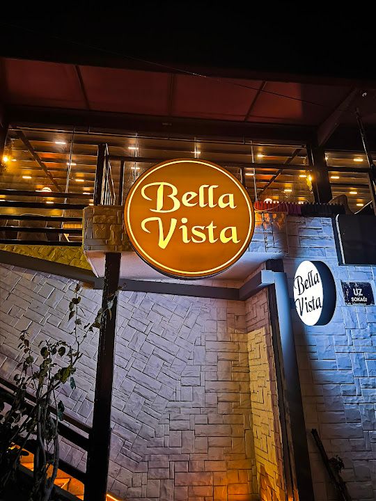 Bella vista restaurant