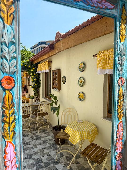 Limon Avlu