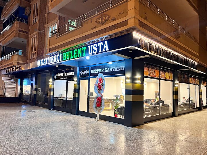 Katmerci Bülent Usta Künefe&Katmer&Dondurma&Cafe