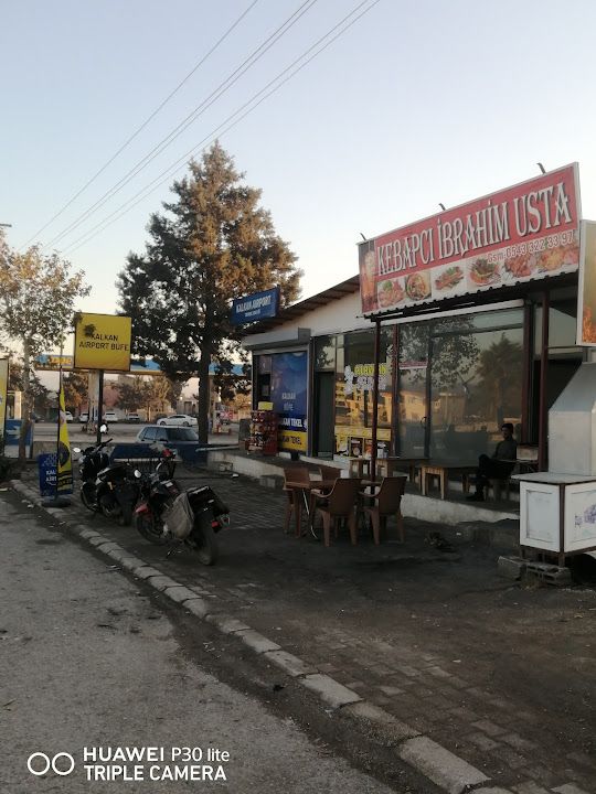 Hatay Usulü Soslu Döner Ve Kebap Salonu
