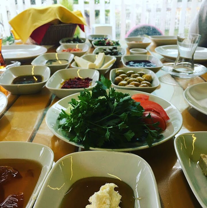 Birgi teras kafe