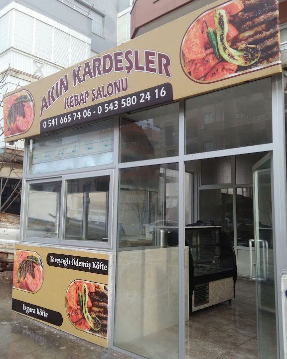 Çınar kıraathanesi