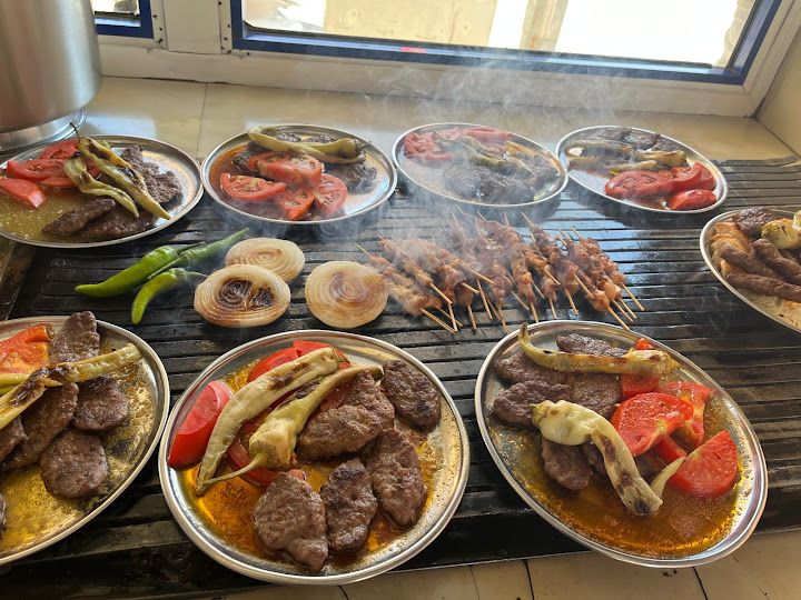 Olçun kebap salonu
