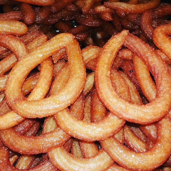 Tatlıcımm ( Meşhur Halka Tatlı )fatih Usta