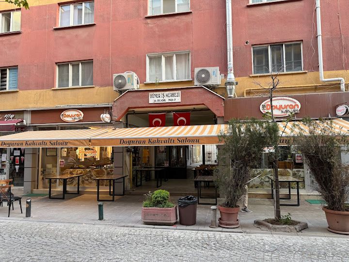 Doyuran Kahvaltı Salonu