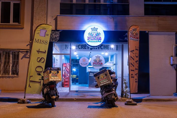 Palace Pizza &tost
