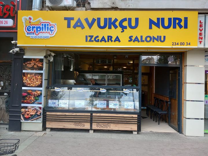 Tavukcu Nuri Izgara Salonu