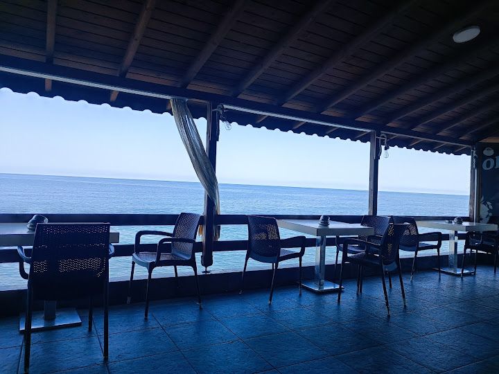 Mendirek Cafe & Restaurant