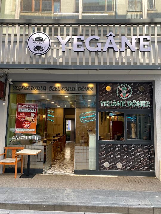 Yegâne Döner