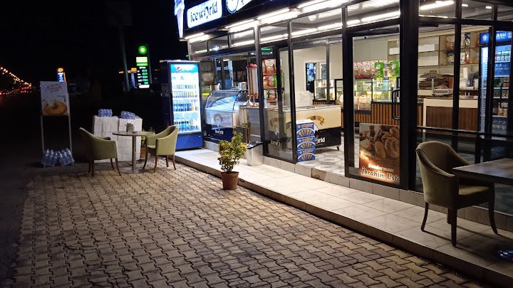 Meşhur Dondurmacı İbrahim Usta