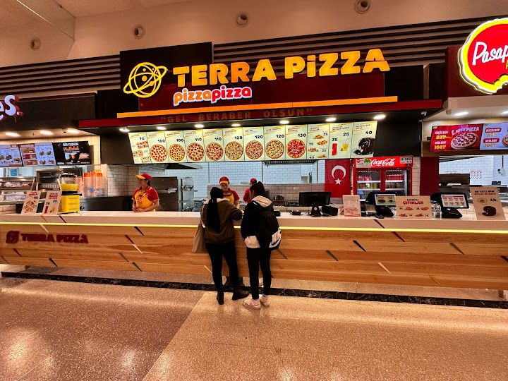 Terra Pizza - Piazza Avm