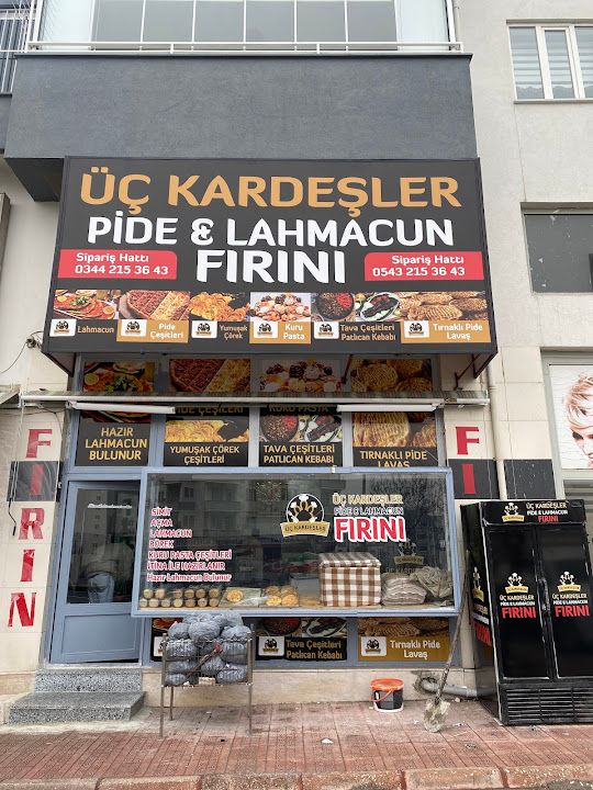 Üç Kardeşler Fırını