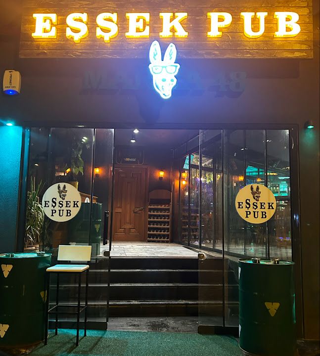 Eşşek Pub