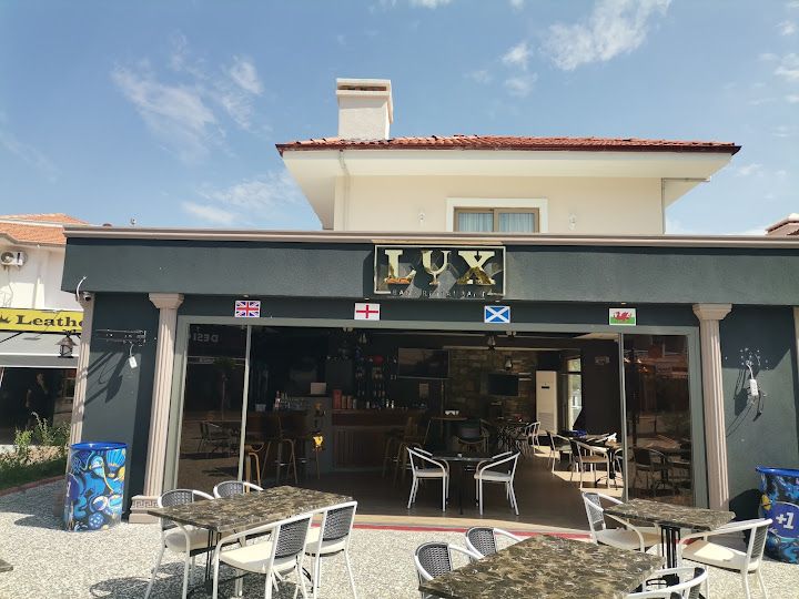Lux Bar & Resteurant Sarigerme