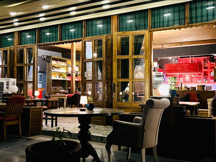 Scarlet kitchen&bistro