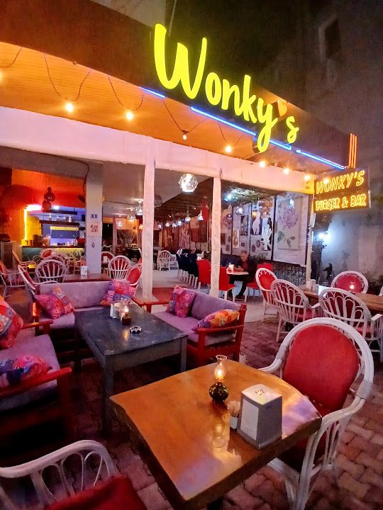 Wonky's Burger & Bar
